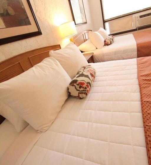 汽车旅馆  Crystal Springs Lodge