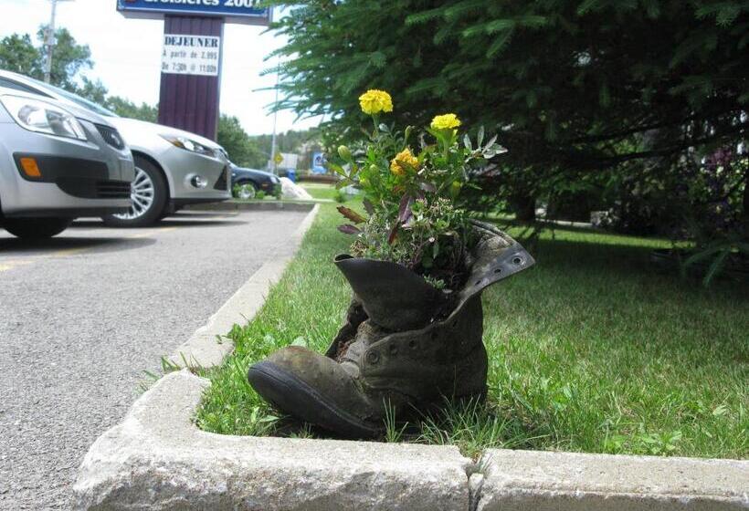 Motel De L'anse A L'eau
