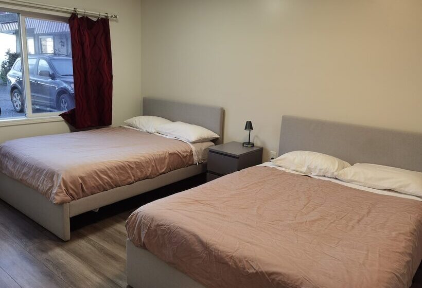 Qualicum Bay Resort