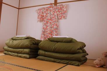 هاستل Matsumoto Back Packers