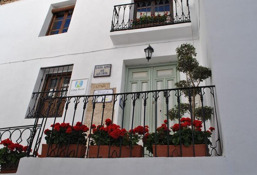 تختخواب و صبحانه Casa Aire De Lecrin