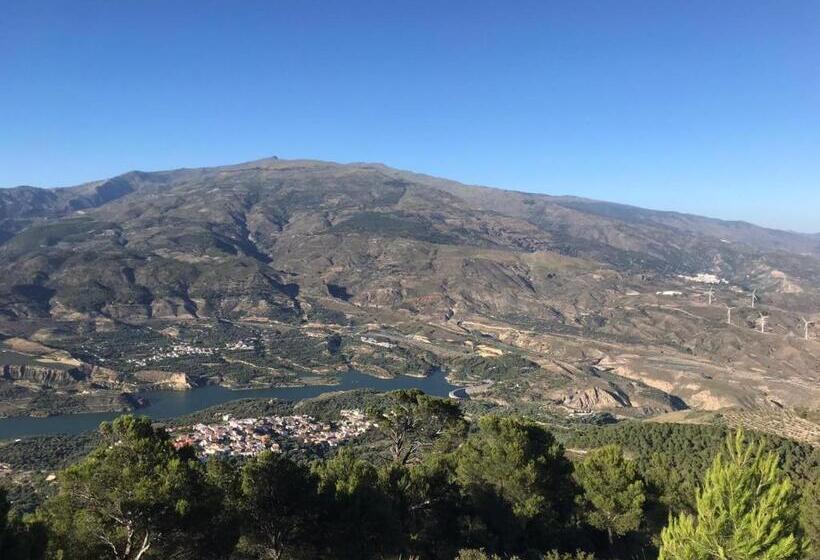 تختخواب و صبحانه Casa Aire De Lecrin
