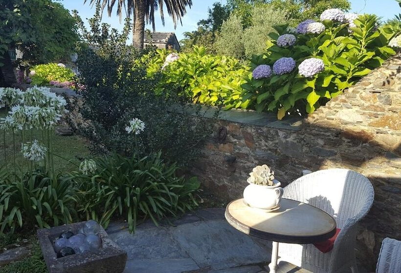تختخواب و صبحانه Casa Peleyon