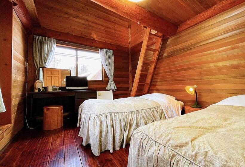 تختخواب و صبحانه Hakuba Pension & Log Hotel Meteor