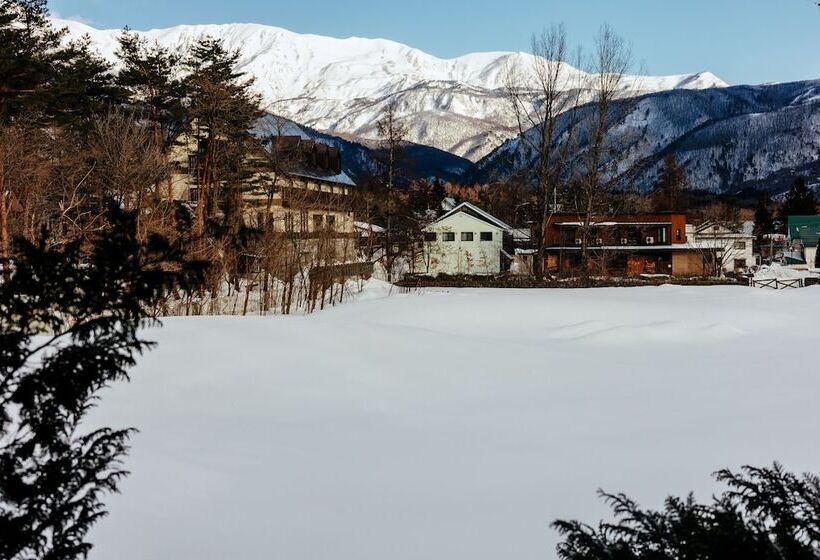 تختخواب و صبحانه Hakuba Pension & Log Hotel Meteor