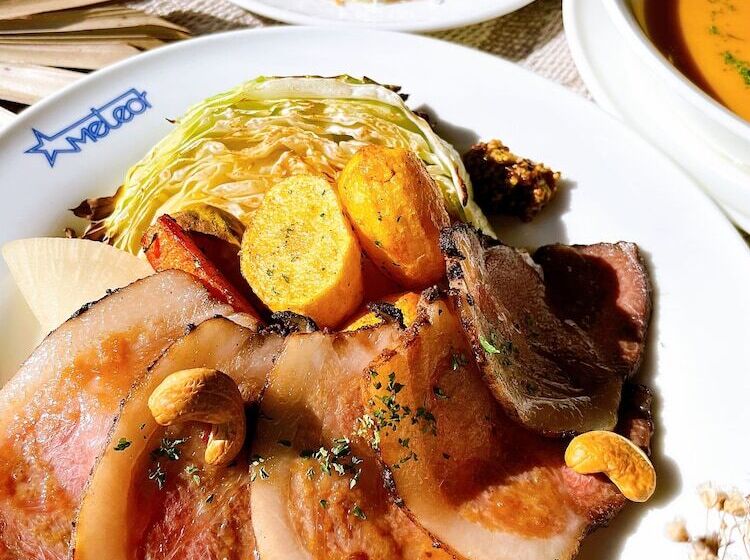 تختخواب و صبحانه Hakuba Pension & Log Hotel Meteor