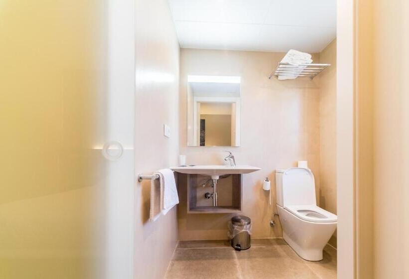 هتل El Pi De Sant Just   Habitacions I Apartaments