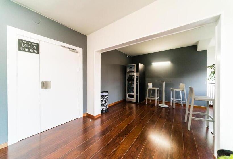 هتل El Pi De Sant Just   Habitacions I Apartaments
