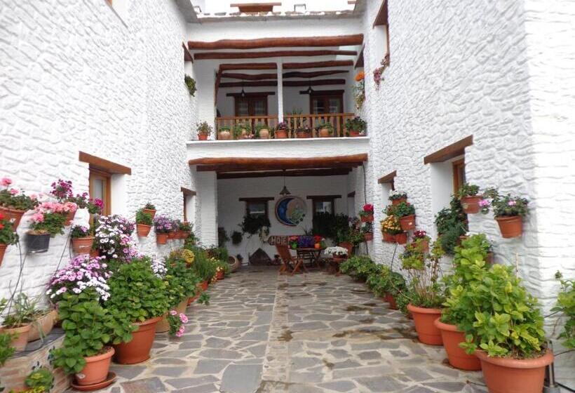 هتل Estrella De Las Nieves