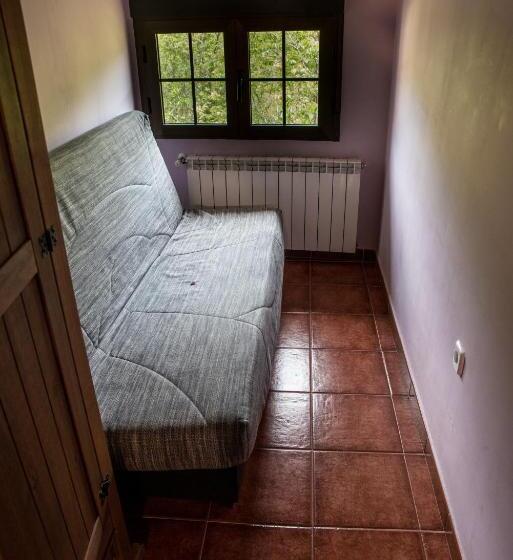 هتل Hospedaje Rural Casa Parri