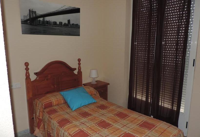 هتل Hostal Sali
