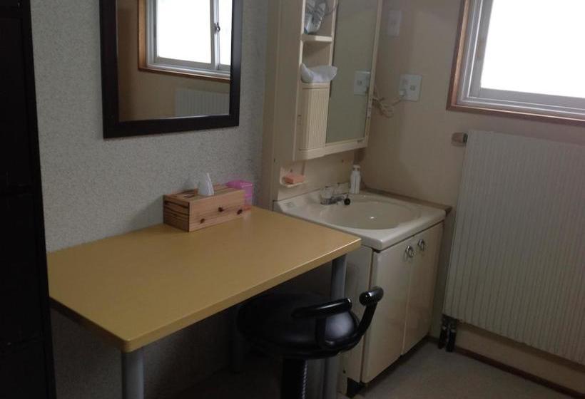 Отель Rusutsu Lodges Pension Lilla Huset