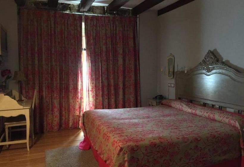 ホテル Posada Real Torre Berrueza