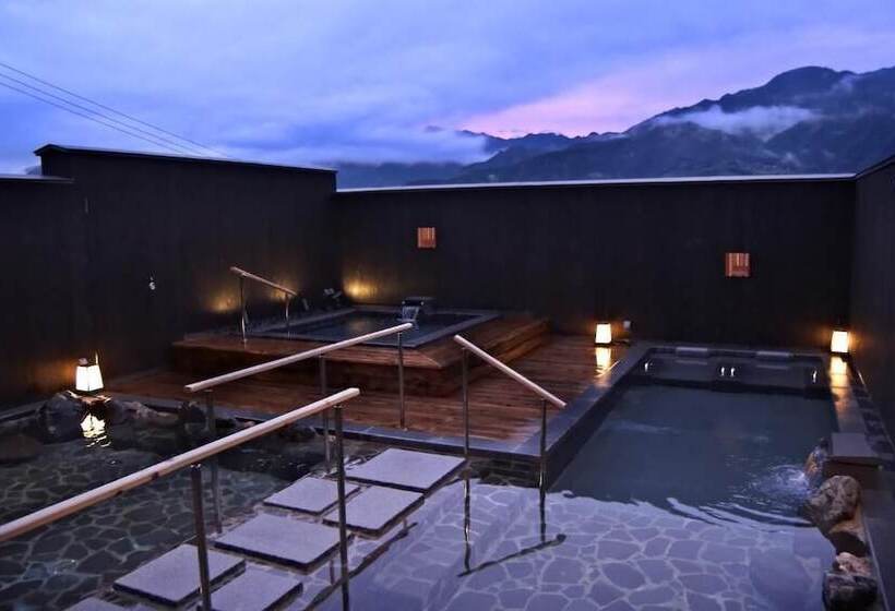 فندق Resort Kumano Club