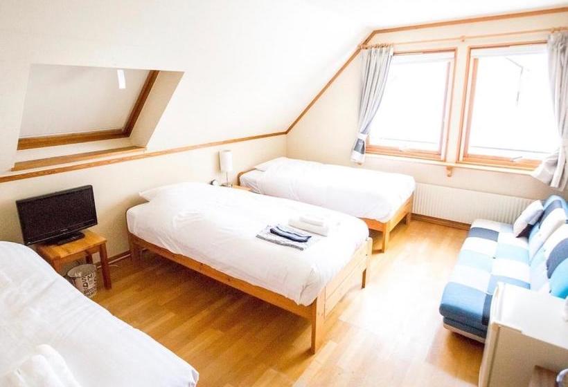 Отель Rusutsu Lodges Pension Lilla Huset