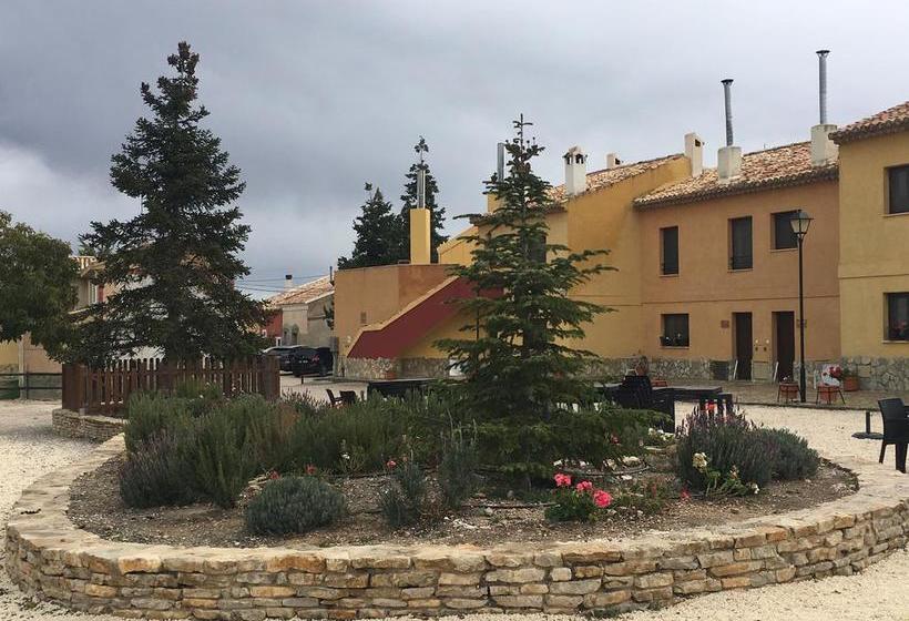 אתר נופש Caserio Inazares   Montaña, Chimenea, Nieve, Barbacoa