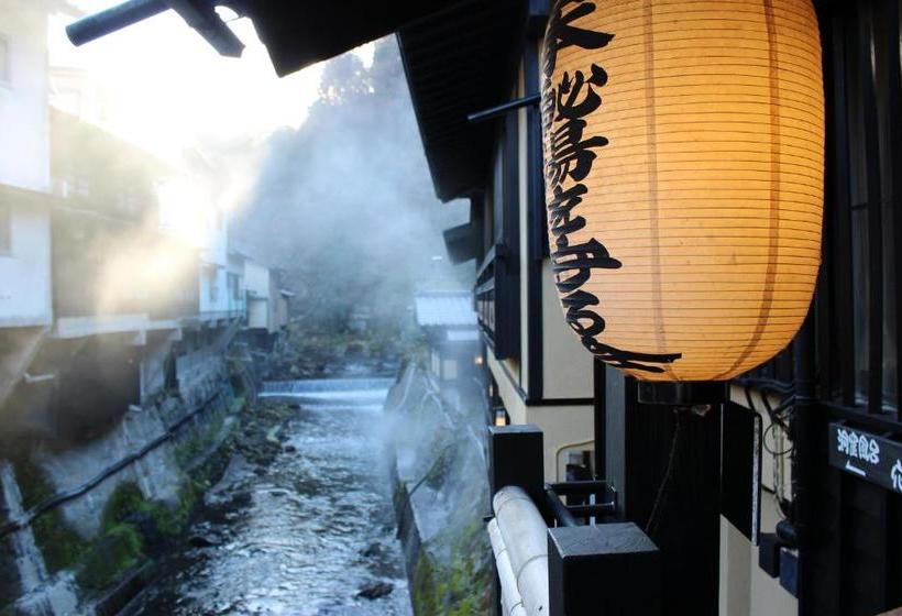ريوكان Kurokawa Onsen Yama No Yado Shinmeikan