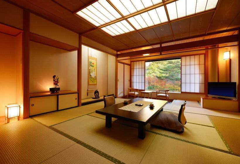 ریوکان Sansuiso Tsuchiyu Spa