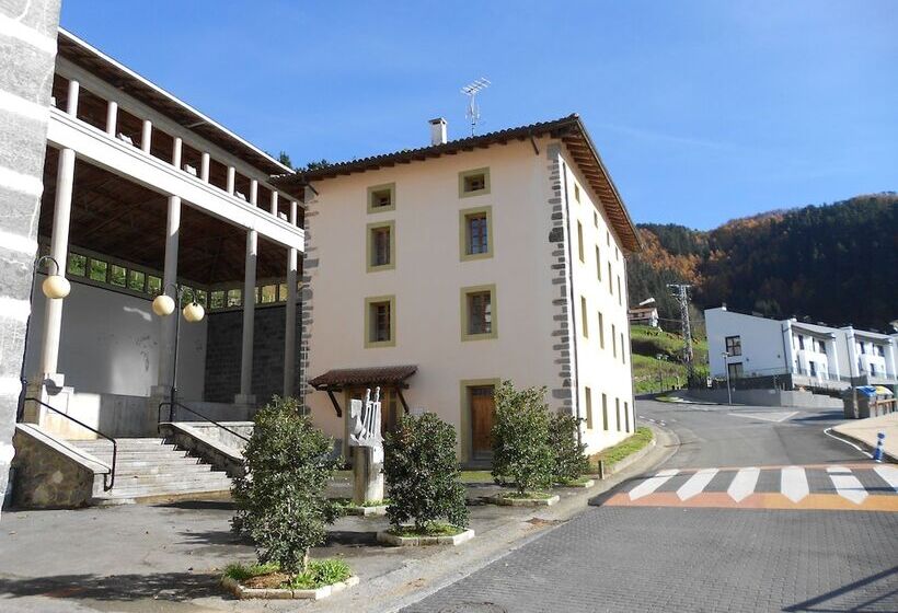 Albergue Ambiental De Beizama   Beizamako Aterpetxea