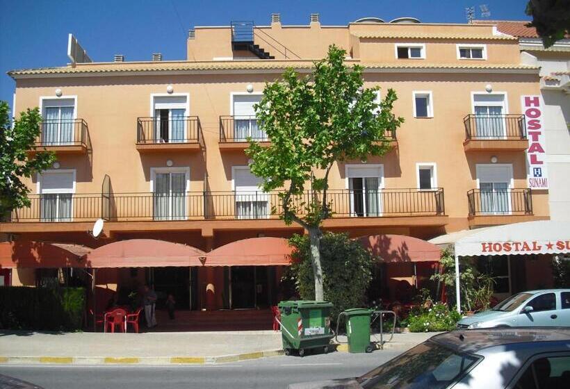 Общежитие Hostal Sunami