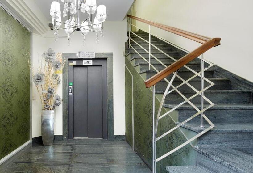 هاستل Musika Plaza