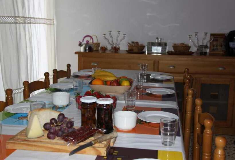 تختخواب و صبحانه Venecia Bed&breakfast