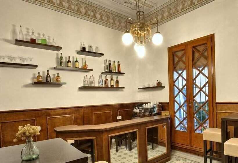 هتل Casa Ceremines
