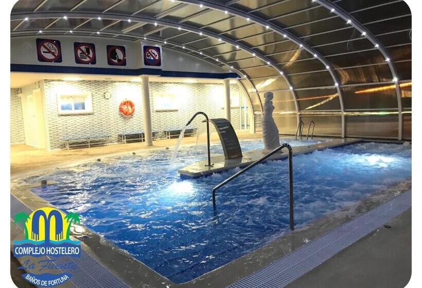 فندق Complejo Hostelero La Fuente