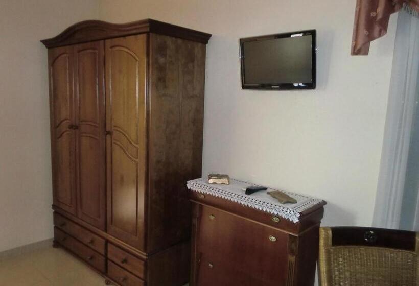 فندق Gasaqui