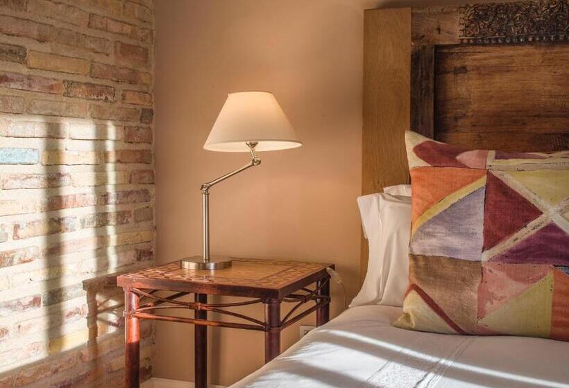 هتل La Torre Del Visco   Relais & Châteaux