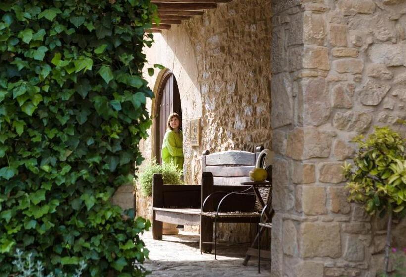 هتل La Torre Del Visco Relais & Châteaux