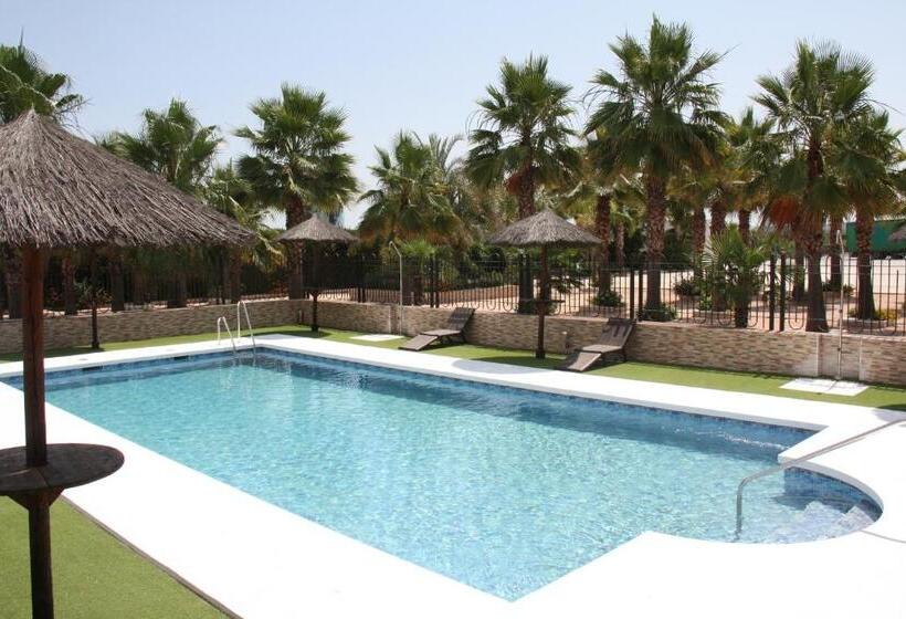 هتل Hacienda Guadalquivir