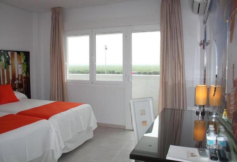 هتل Hacienda Guadalquivir