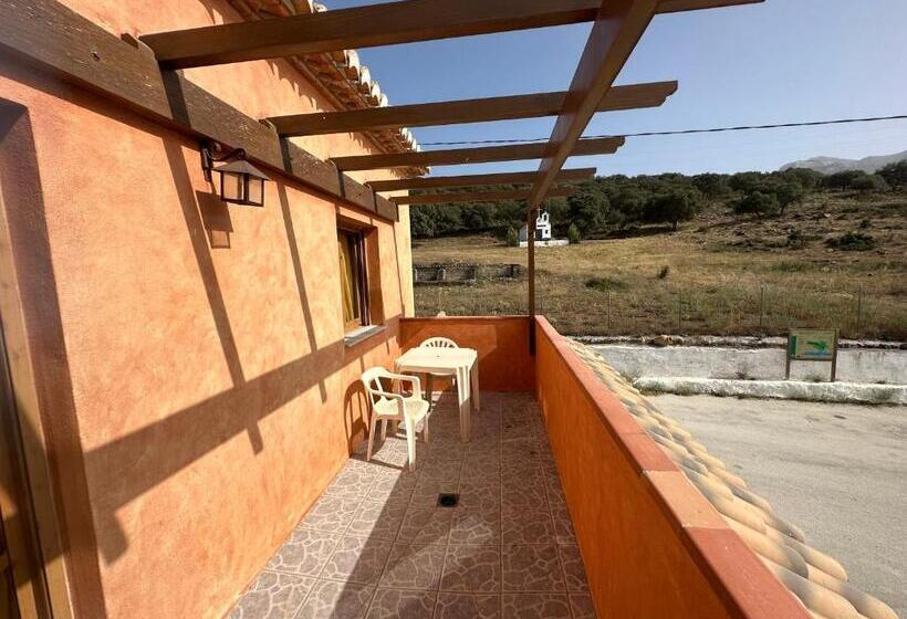 هتل Restaurante Los Caños De La Alcaiceria