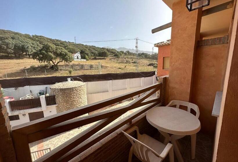 هتل Restaurante Los Caños De La Alcaiceria