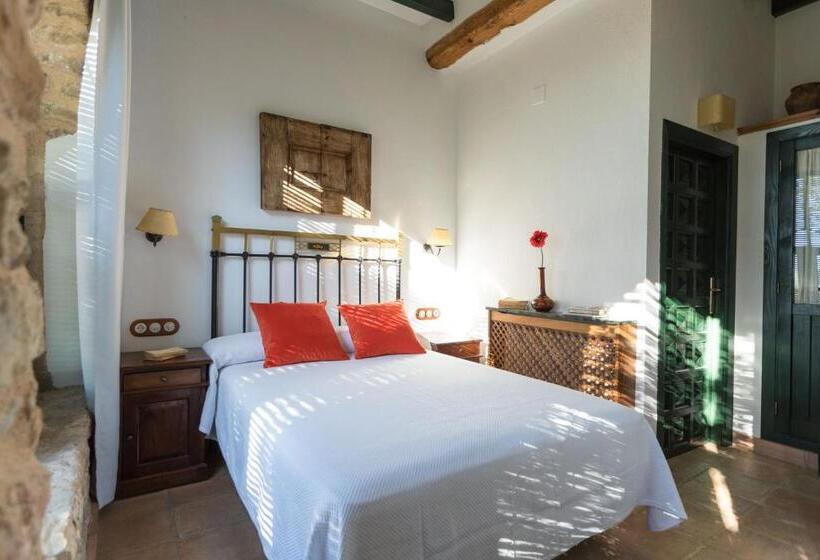 هتل روستایی Calerilla