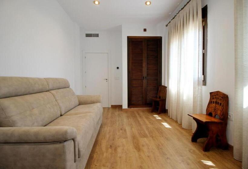 فندق Villa Xarahiz