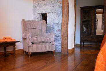 Larraenea Bed And Breakfast