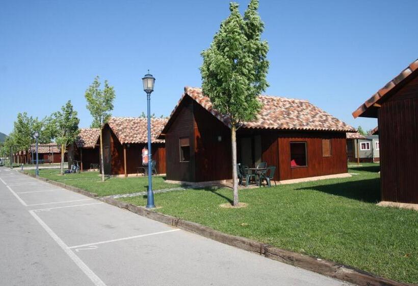 اقامتگاه Camping Iratxe Ciudad De Vacaciones