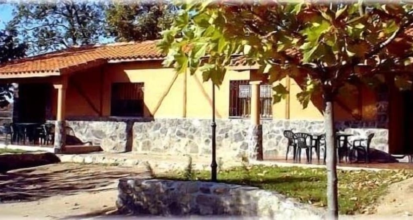 リゾートホテル Camping Bungalows Cabañas La Vera
