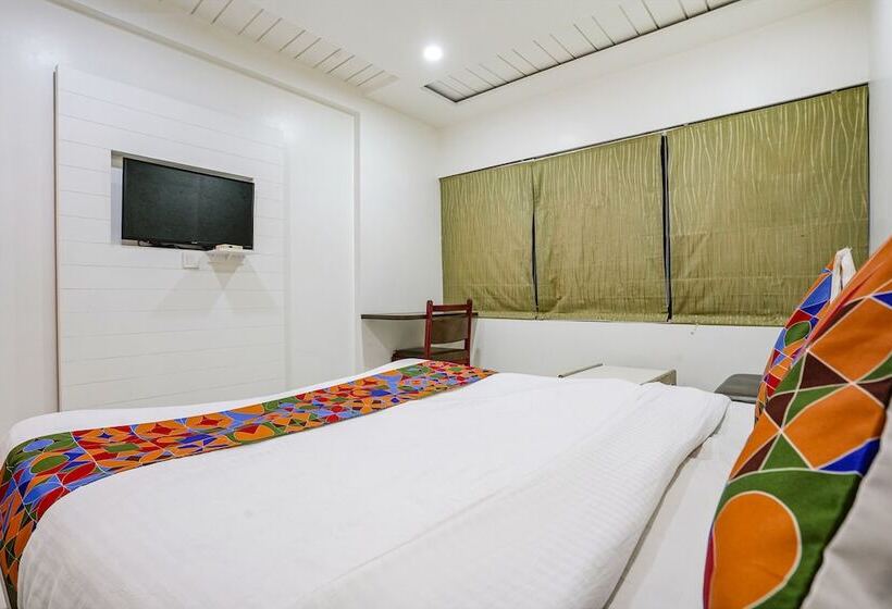 Fabhotel Panchsheel