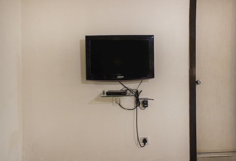 ホテル Fabexpress Royal Residency Patna