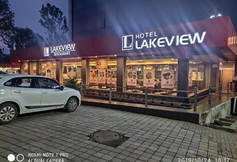 호텔 Lake View