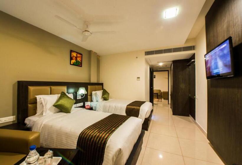 Plazza Hotel , Trichy