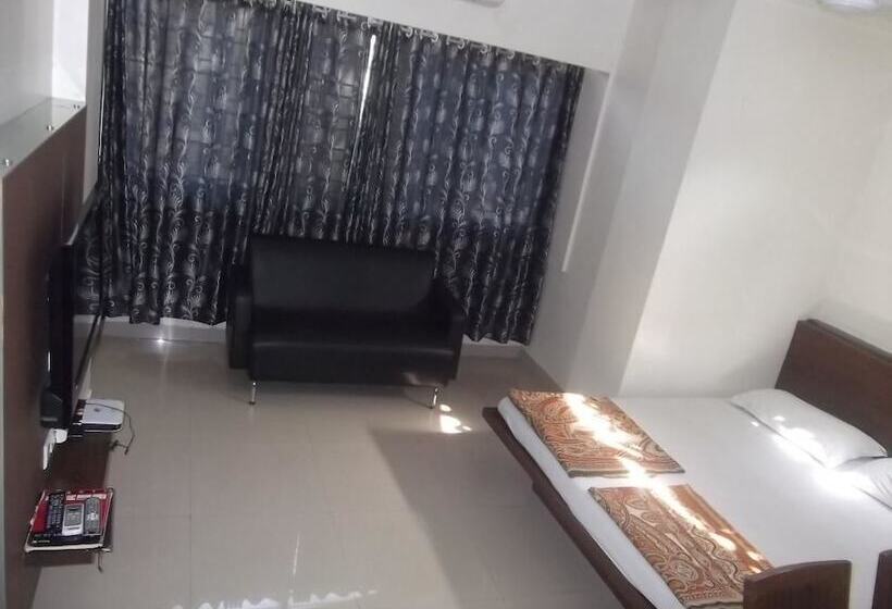فندق Rajshree Lodging