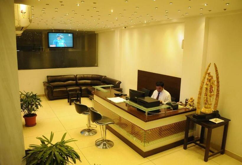 בית מלון כפרי Sri Krishna Residency