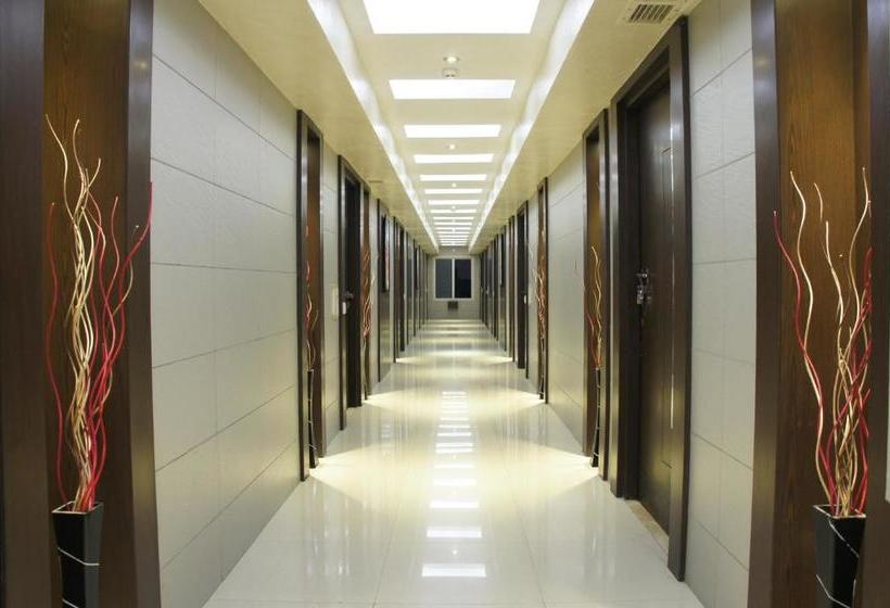 هتل Surya Prime