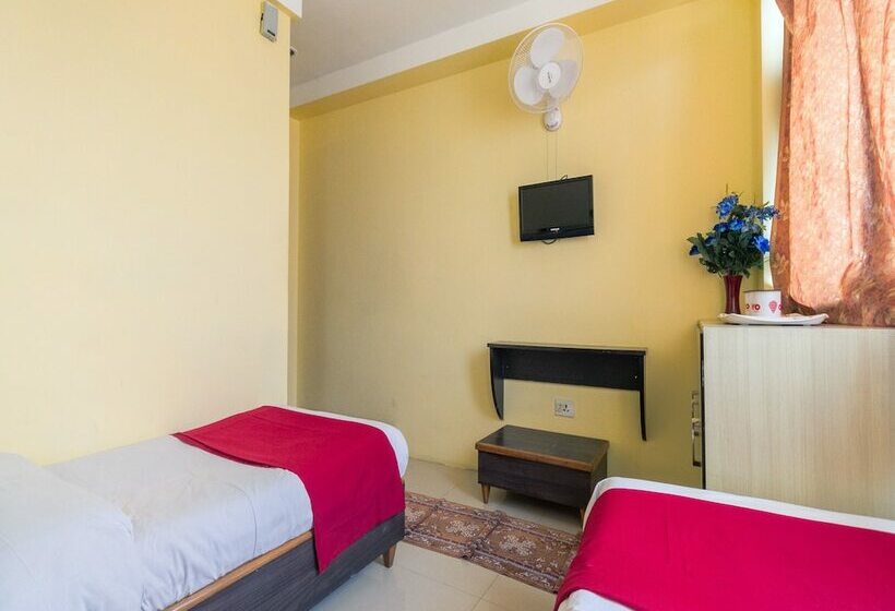 هتل Collection O Eden Residency