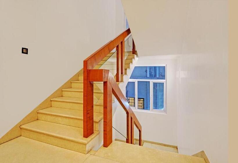 هتل Treebo Vinayak Inn