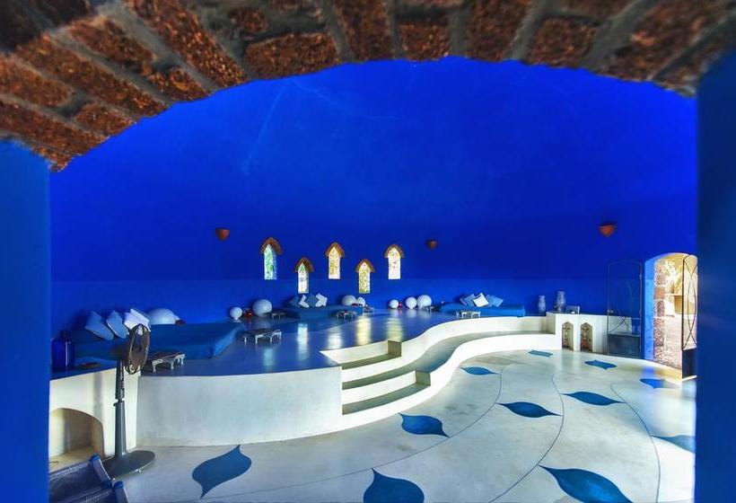 استراحتگاه Nilaya Hermitage